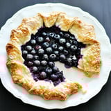 Torta con frutta.